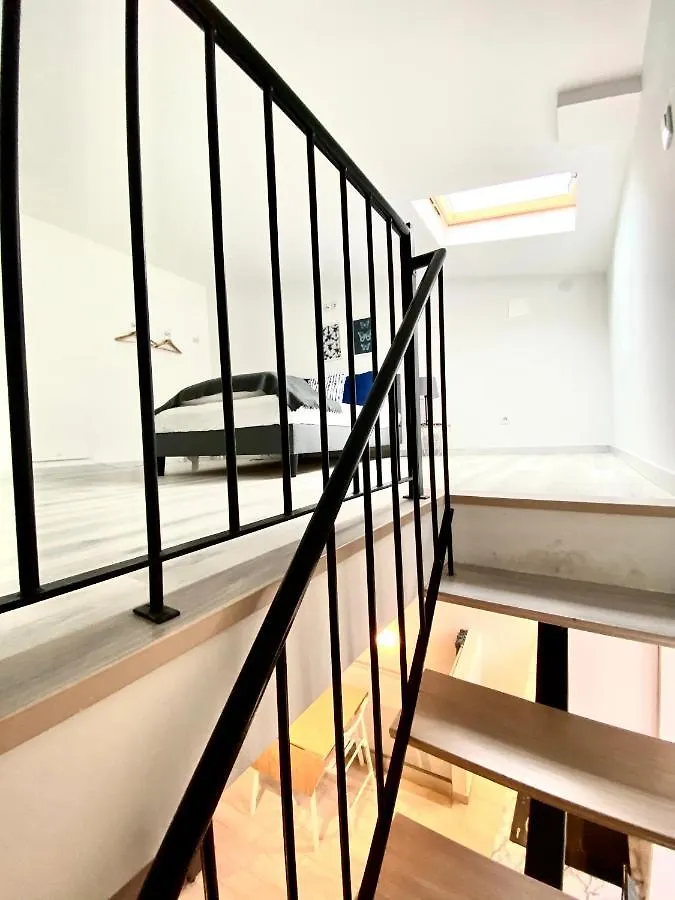 House Of Comfort Duplex Apartment A In The Center Of Lissabon